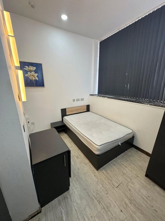 Property photo 1 of 6 Picture No. 06