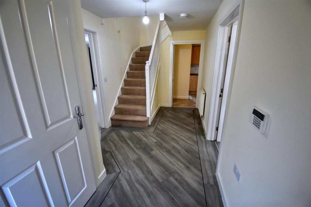 Property photo 2 of 14 Dsc_0009.Jpeg