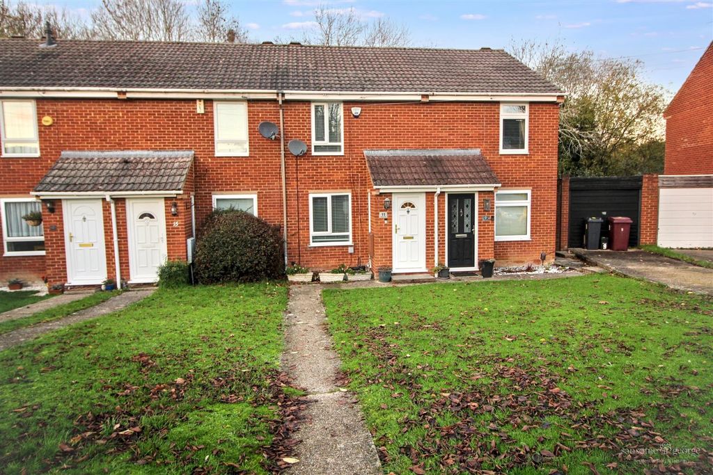 Property photo 1 of 19 Frontage