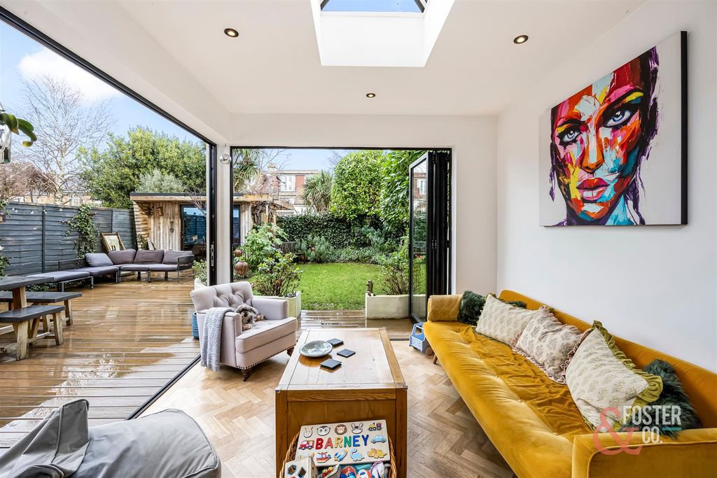 Property photo 2 of 30 Derek Avenue, 47-015.Jpg