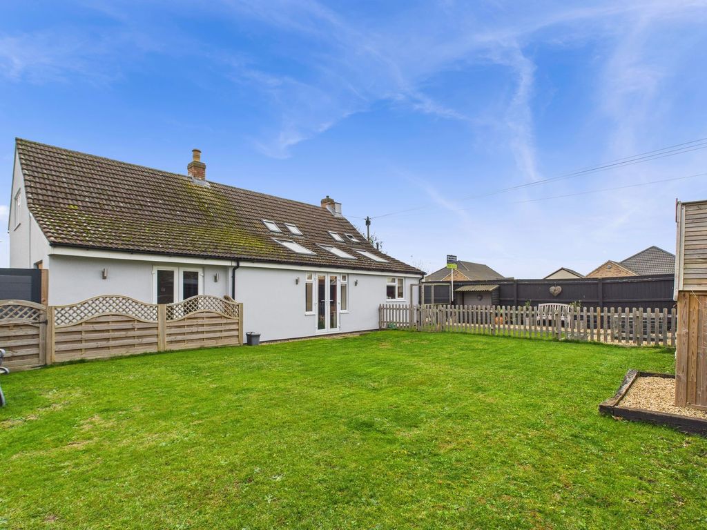 Property photo 1 of 33