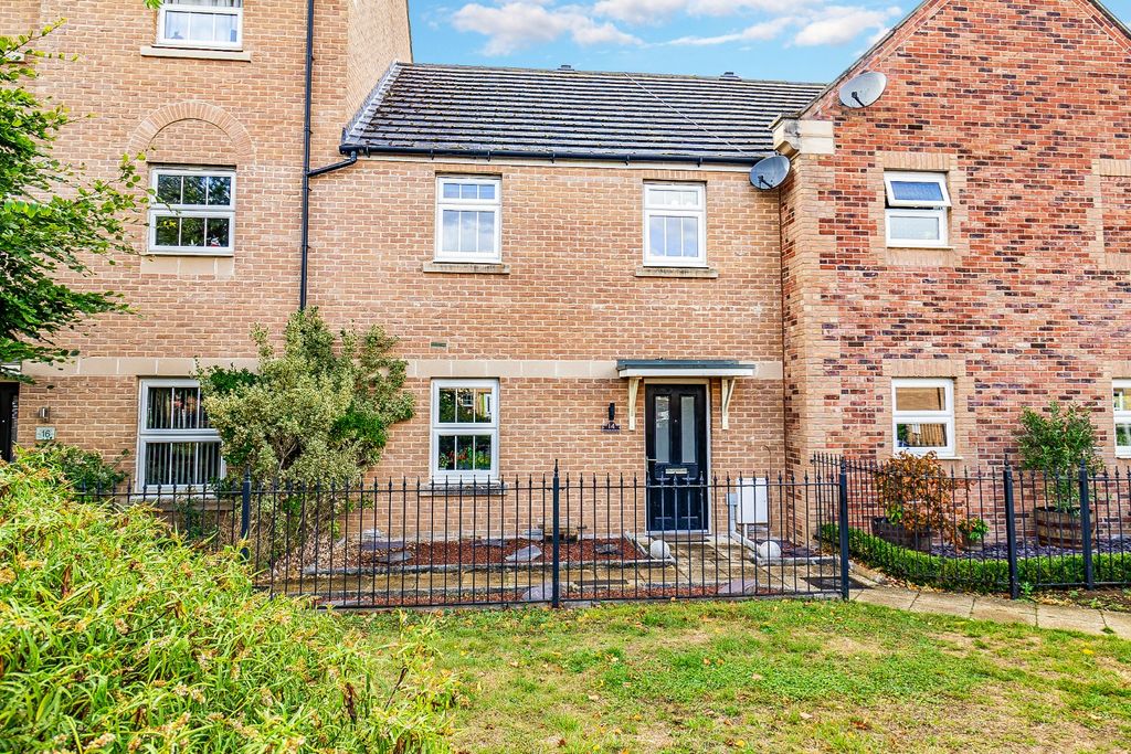 Property photo 1 of 30 4482560
