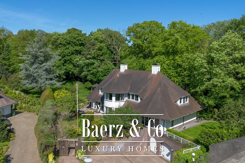 Property photo 1 of 61