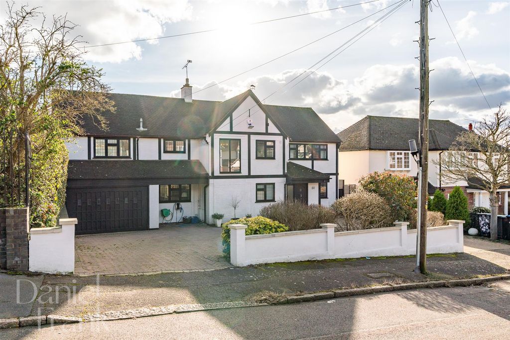 Additional image 47 of 5 bed detached house for saleTycehurst Hill, Loughton IG10
