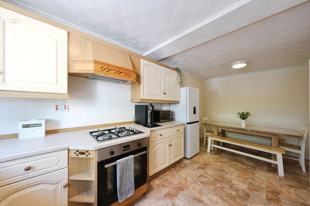 Property photo 2 of 14 Pbox-Img.Jpg