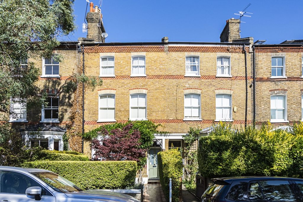 Property photo 1 of 10 External