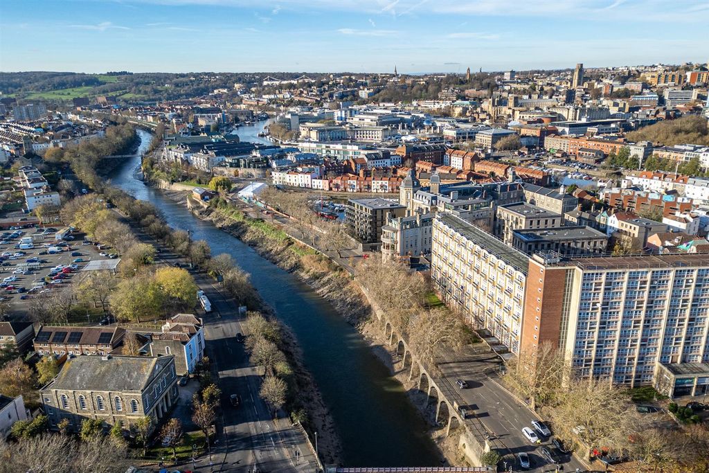 Property photo 1 of 23 54 Francombe House, Redcliffe, Bristol Bs1 6Tb | L