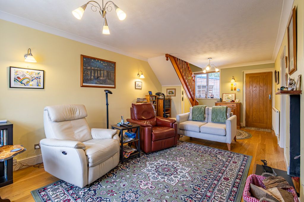 Property photo 3 of 31 4545796