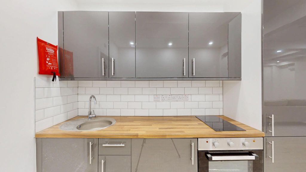 Property photo 2 of 12 Kitchen