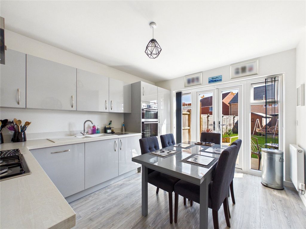 Property photo 2 of 20 Picture No. 05