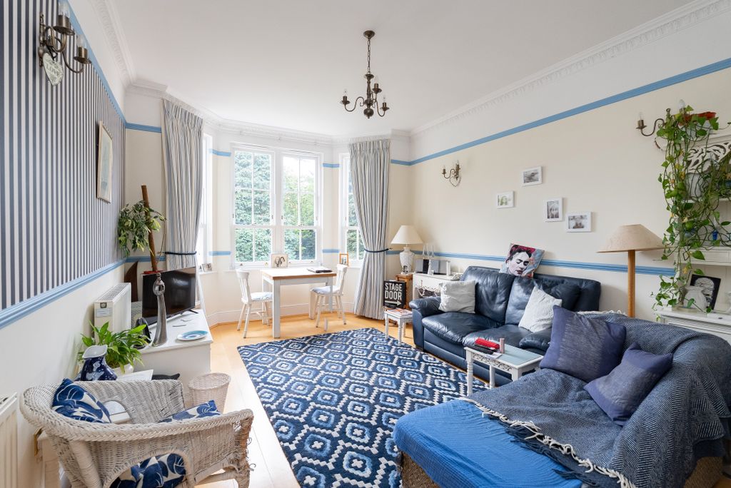 Property photo 2 of 13 Dsc01385