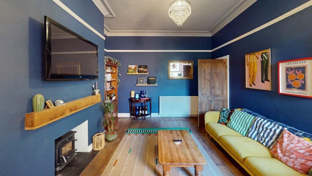 Property photo 2 of 12 Donkin-Terrace-Living-Room 1.Jpg