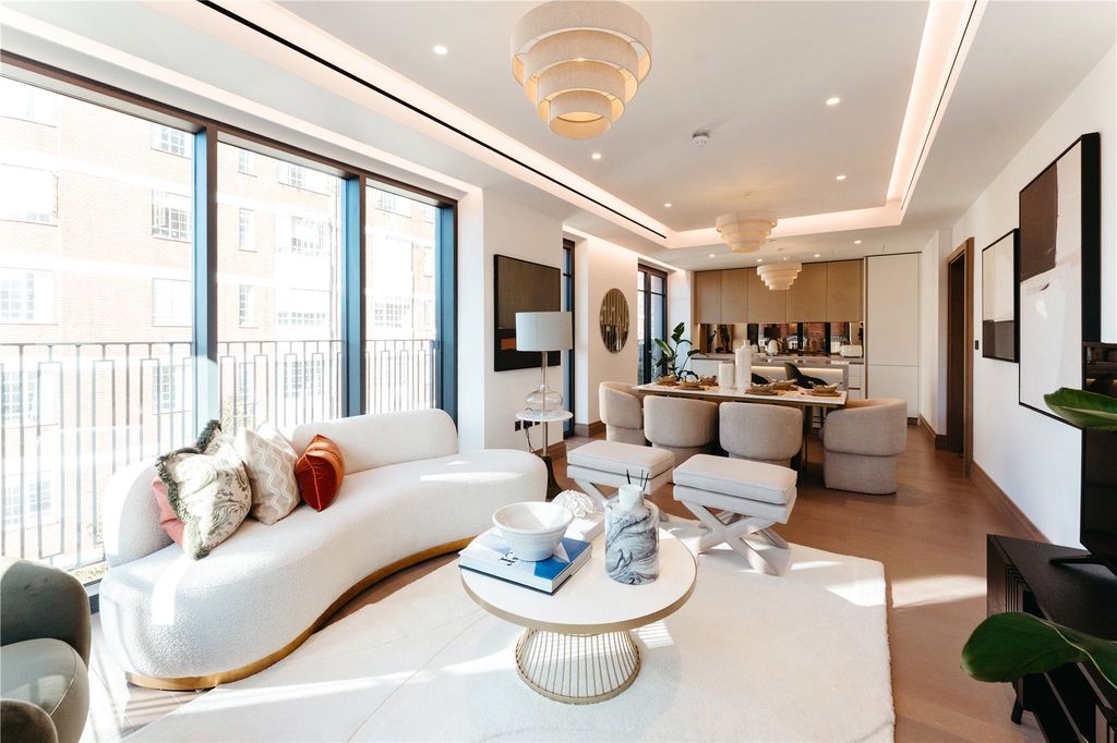 Property photo 2 of 13 Picture No. 03