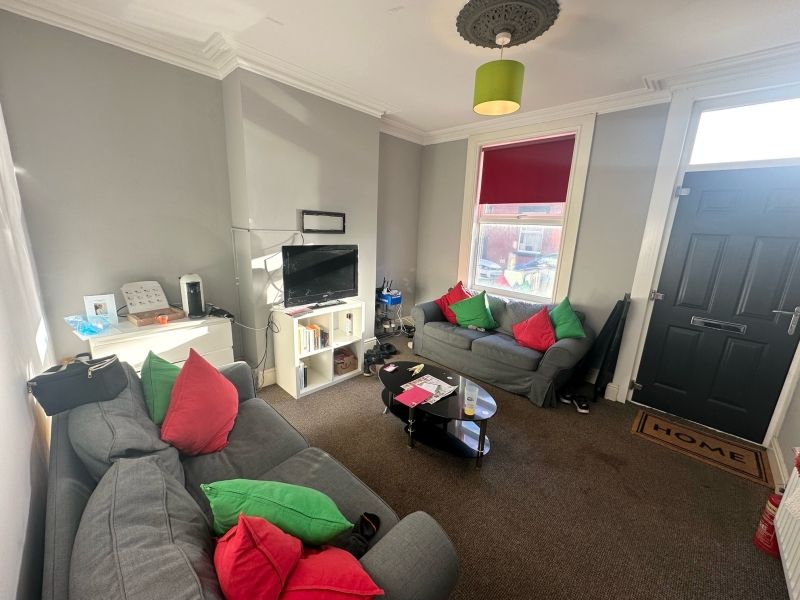 Property photo 2 of 7