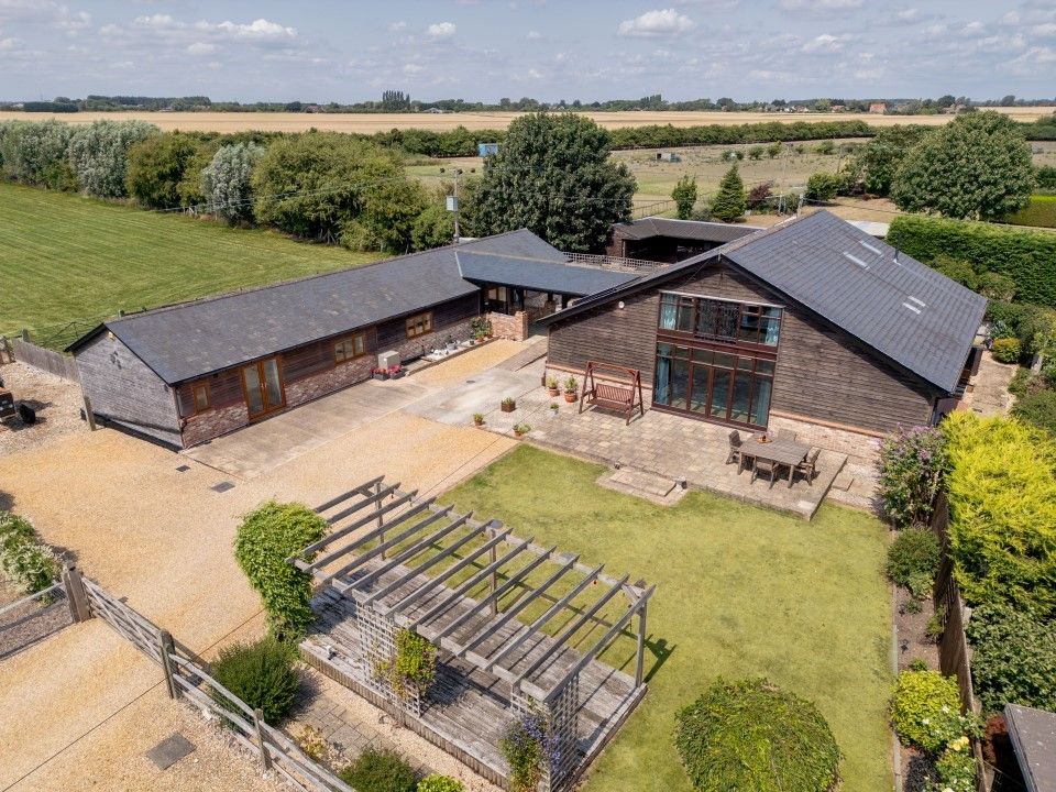 Property photo 1 of 33