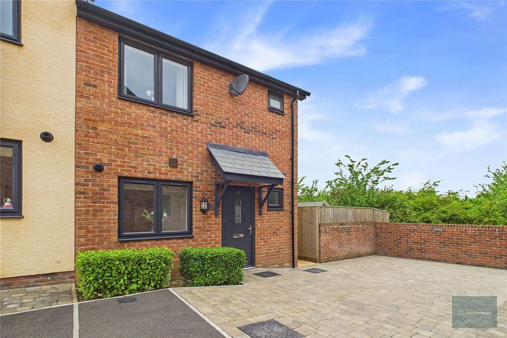 Property photo 1 of 14 Picture No. 67