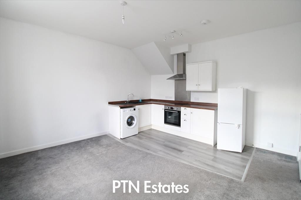 Property photo 3 of 5 Kitchen.Jpg