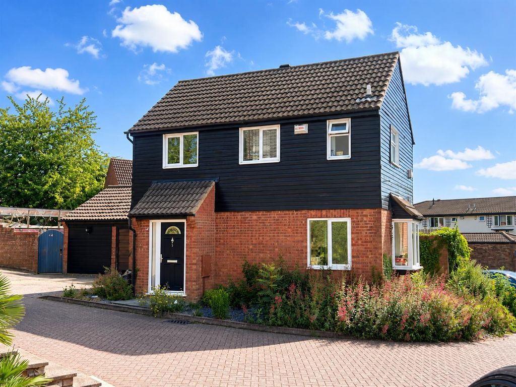 Property photo 1 of 14 F15Cea8B-917E-4B8C-82E9-Ec34E4B42Bf5.Png