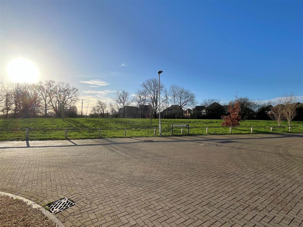 Property photo 2 of 10 Tf3.Jpg