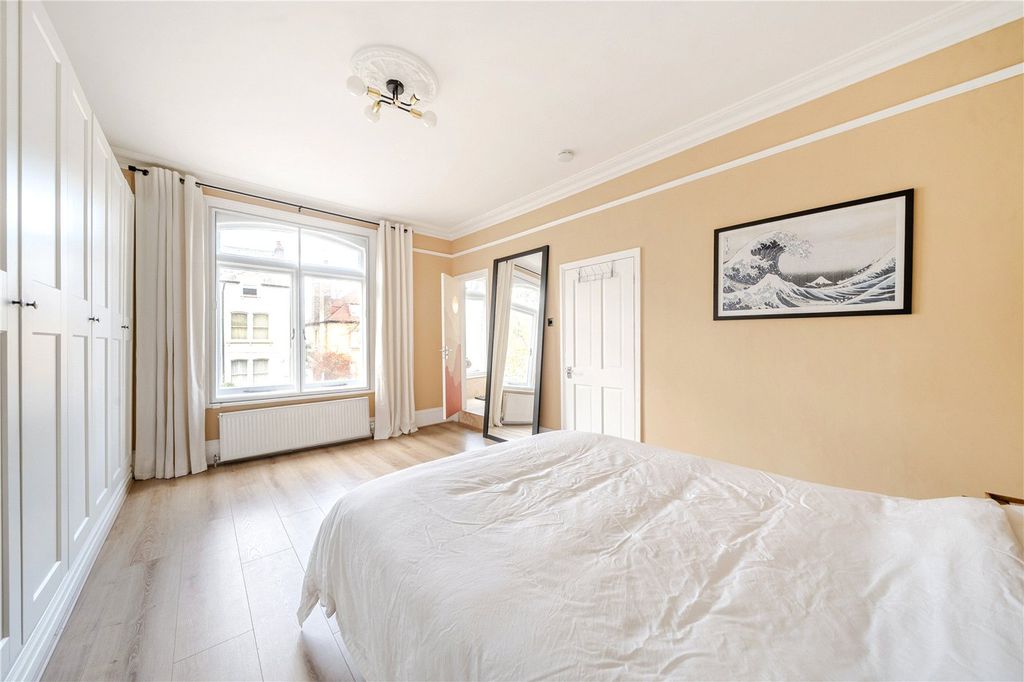 Property photo 3 of 21 Picture No. 08