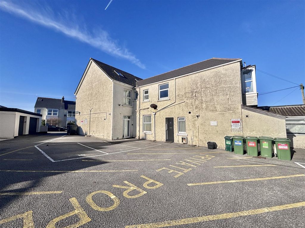 Property photo 2 of 13 Img_9487.Jpg