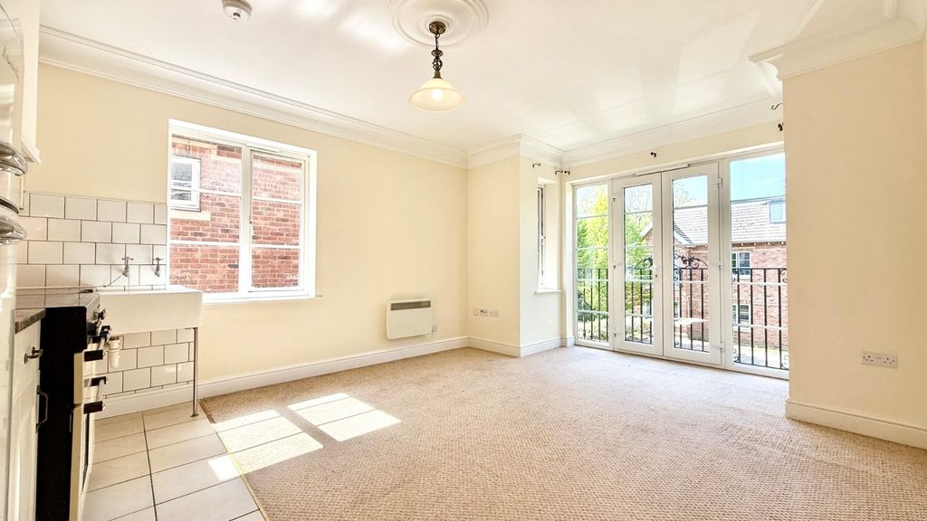 Property photo 2 of 7 Picture No. 06