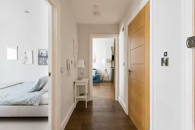 Property photo 3 of 27