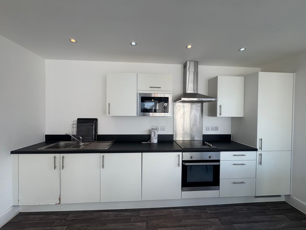 Property photo 2 of 5 Kitchen