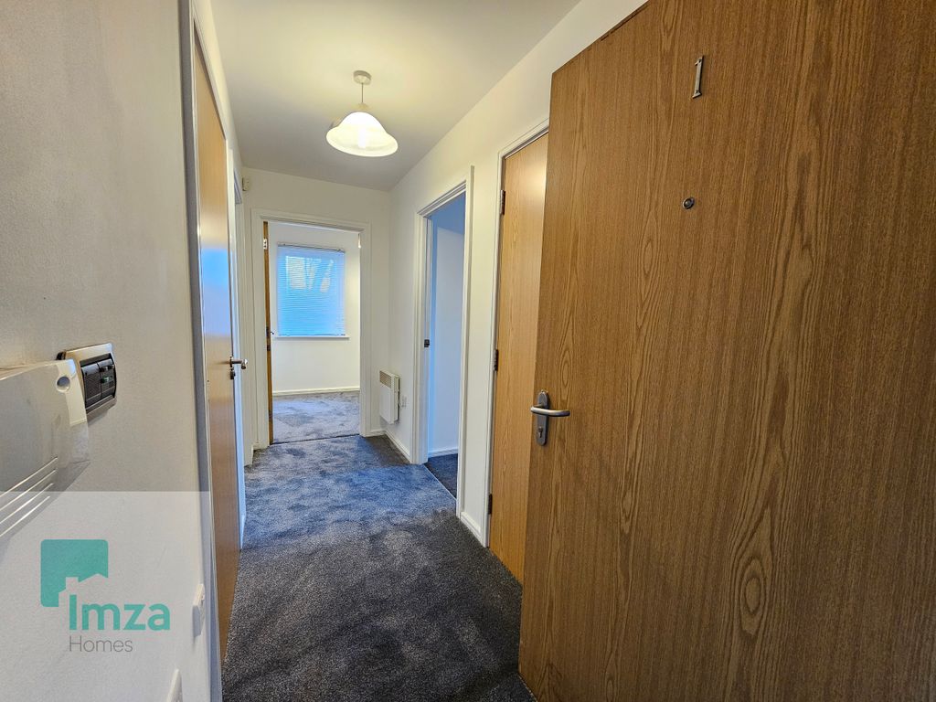 Property photo 3 of 8 20251121_111316