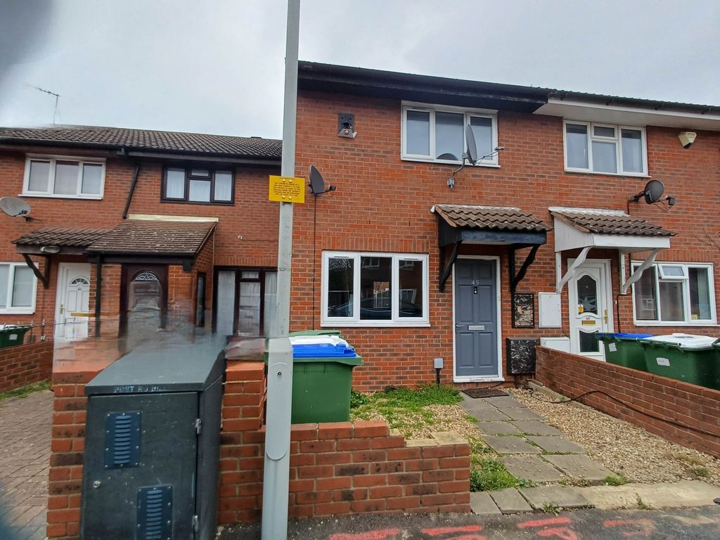 Property photo 1 of 8