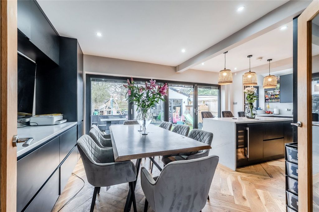 Property photo 3 of 20 Picture No. 05