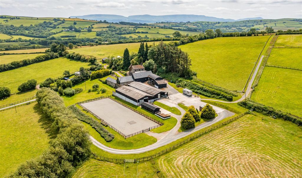 Property photo 2 of 23 Dji_0718.Jpg