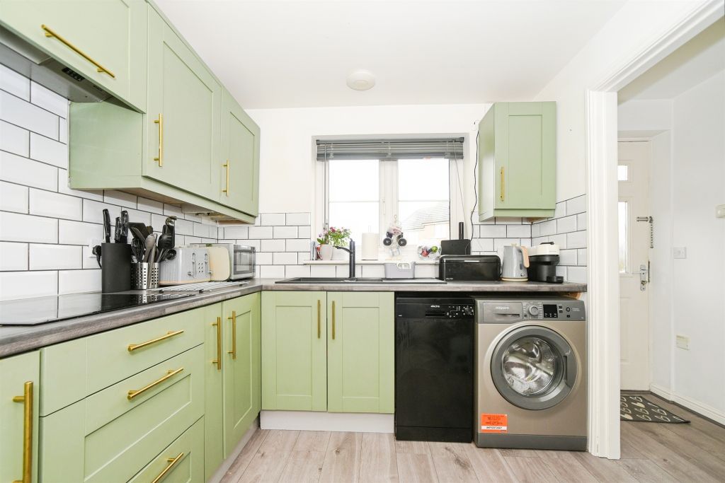 Property photo 3 of 16