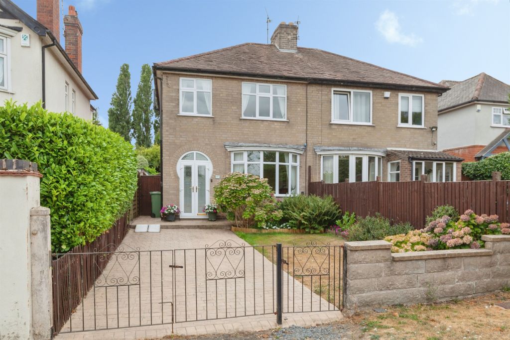 Property photo 2 of 19