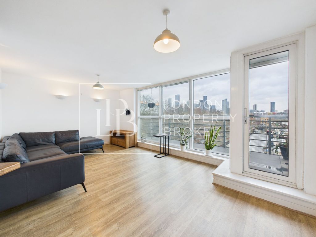 Property photo 1 of 17