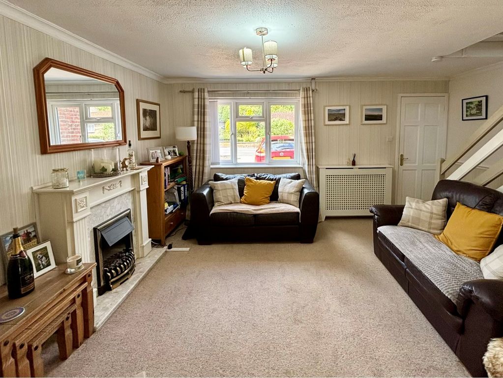 Property photo 3 of 15