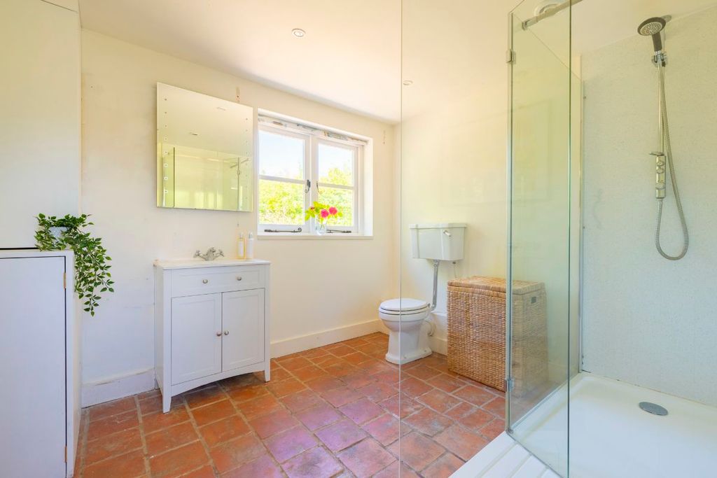 Property photo 3 of 30
