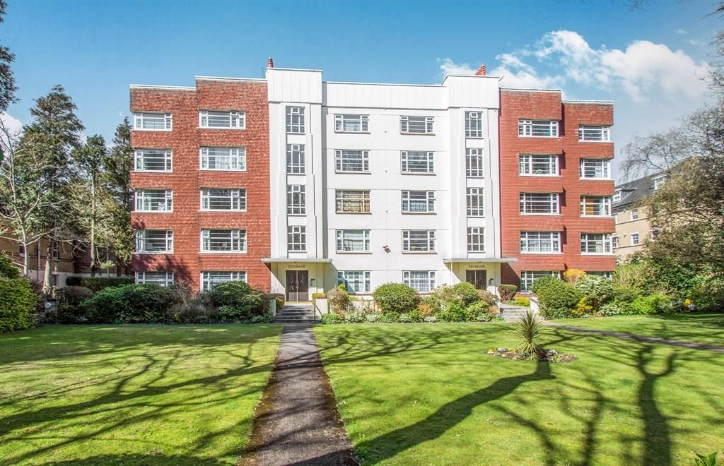 Property photo 1 of 11 Exterior