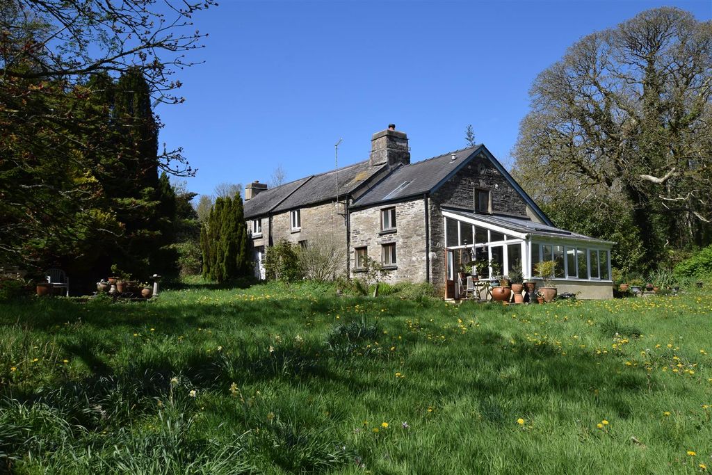 Property photo 1 of 75 Main House