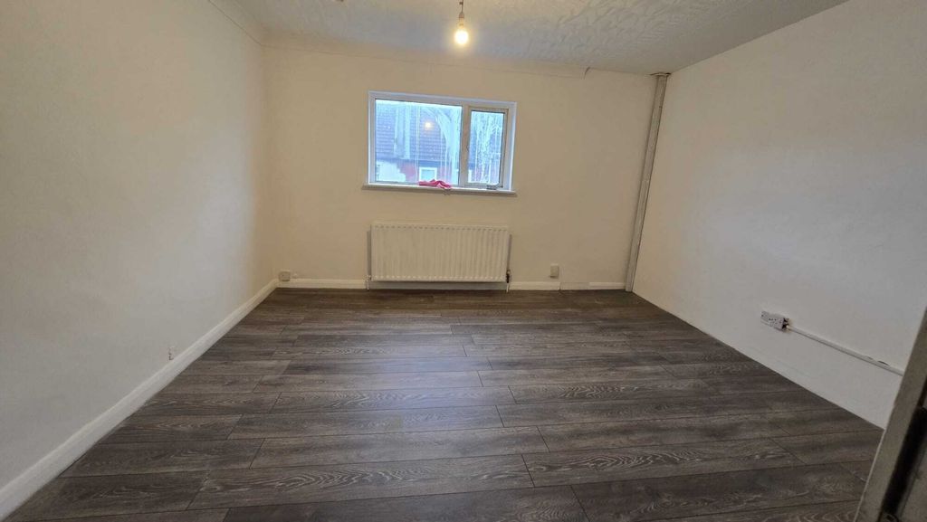 Property photo 1 of 7 6 Bedroom HMO Property