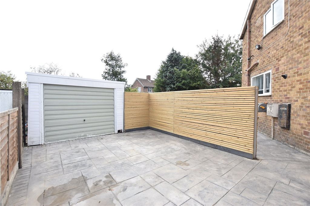 Property photo 2 of 18 Picture No. 04