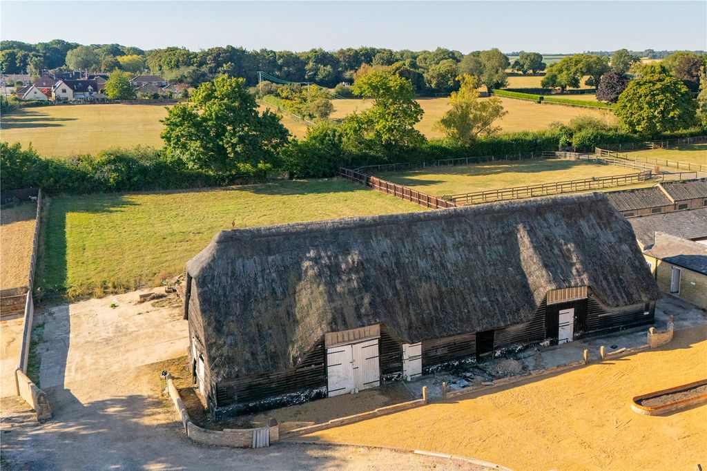 Property photo 1 of 13 Barn