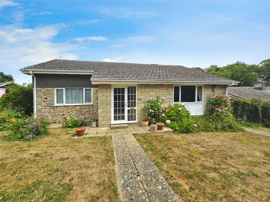 Property photo 1 of 17 Front