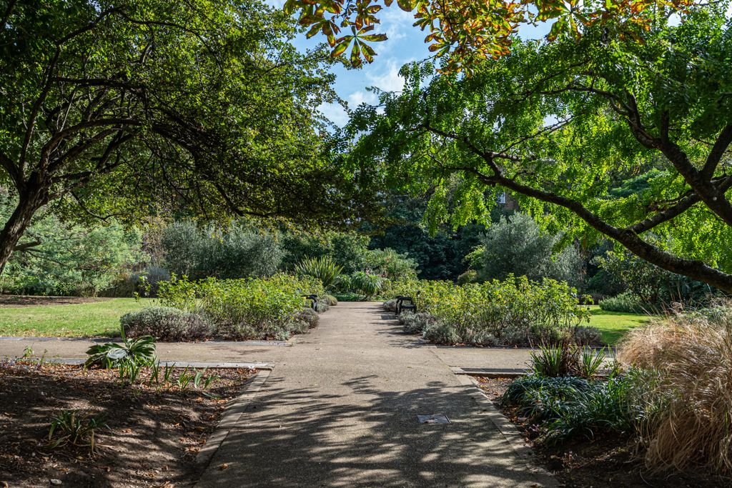 Property photo 3 of 11