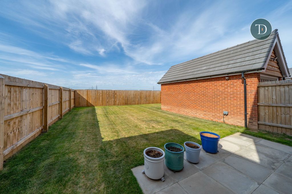 Property photo 2 of 29