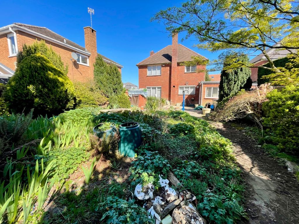 Property photo 2 of 5 5046671