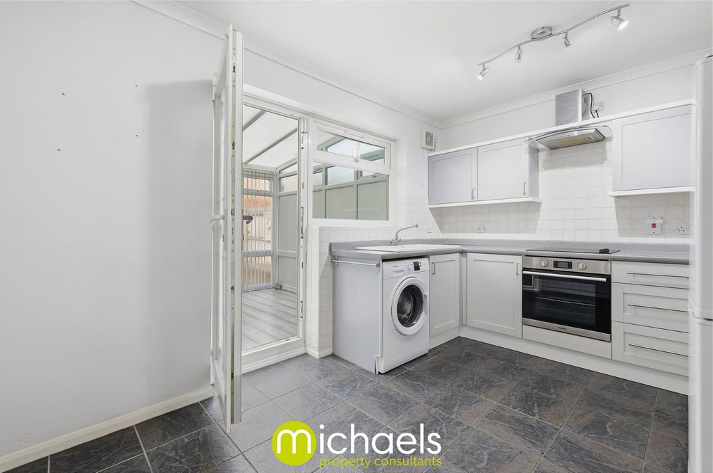 Property photo 3 of 21