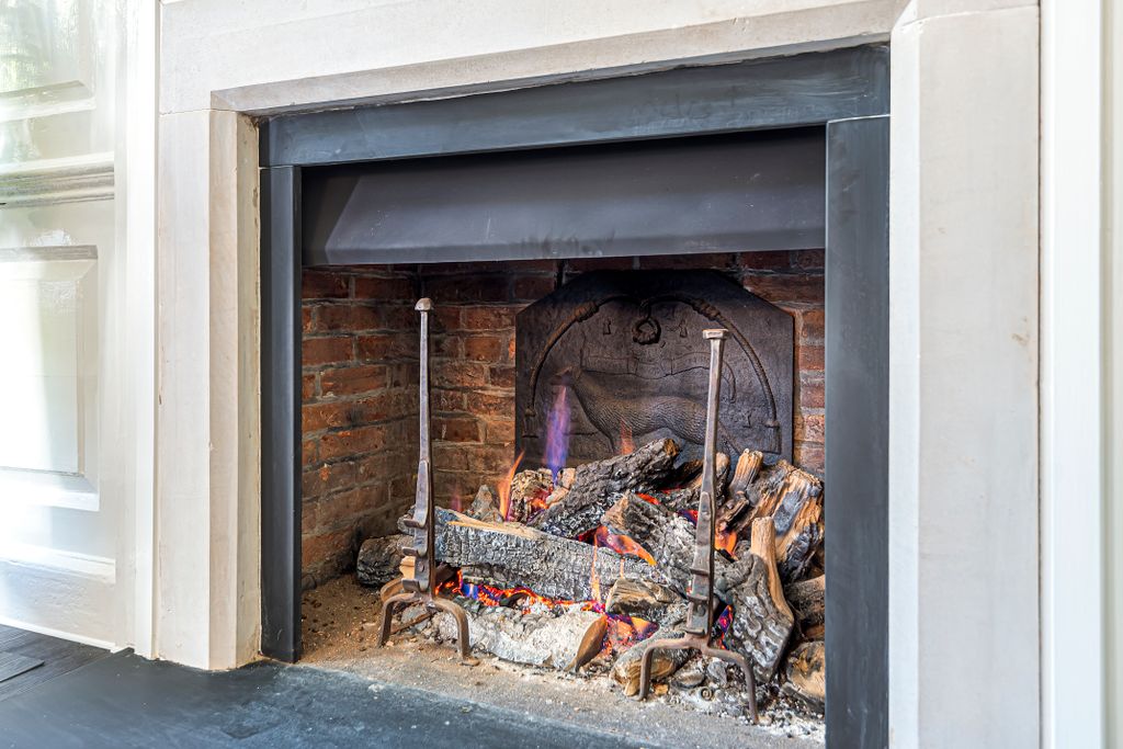 Additional image 14 of 9 bed detached house to rentSt. Thomas Street, Lymington SO41