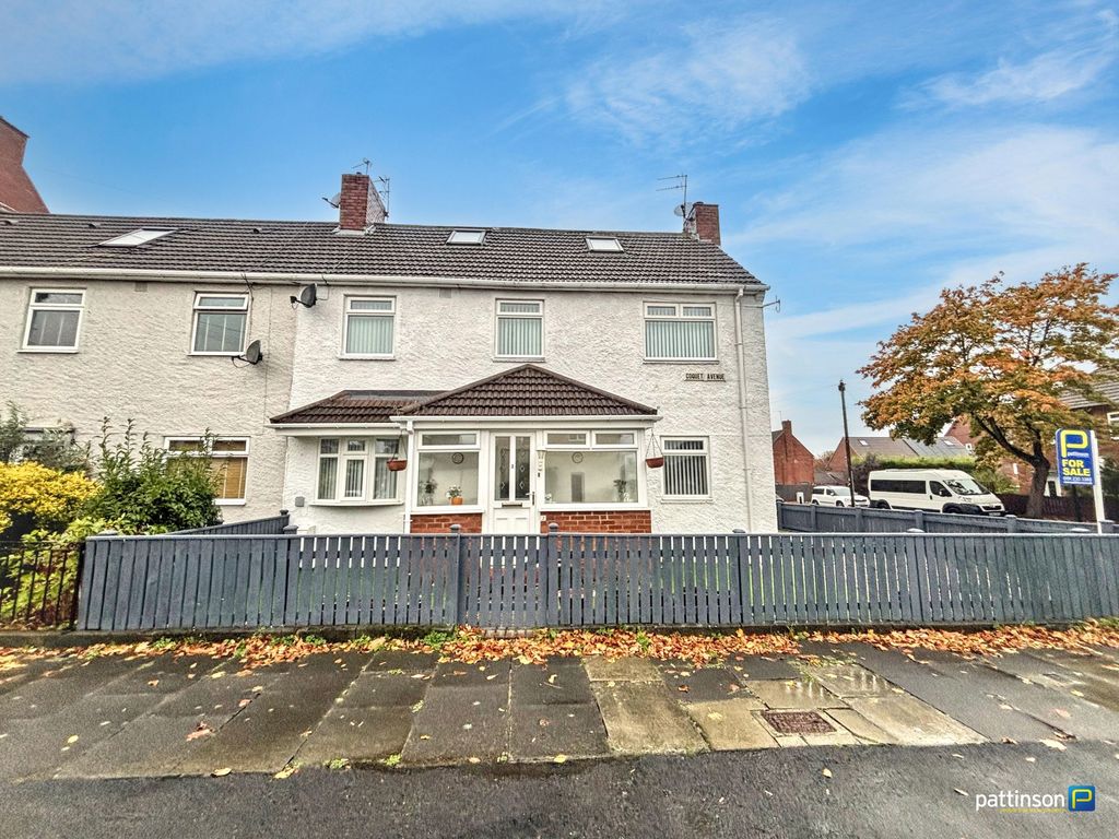 Property photo 1 of 23