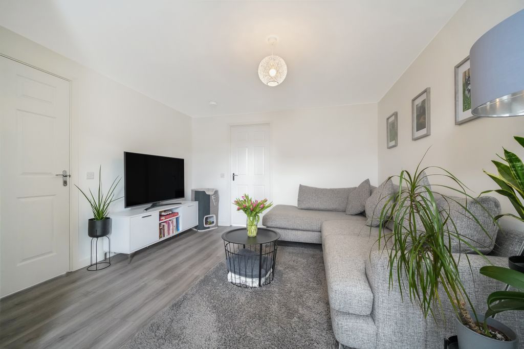 Property photo 3 of 13 Property Image 3